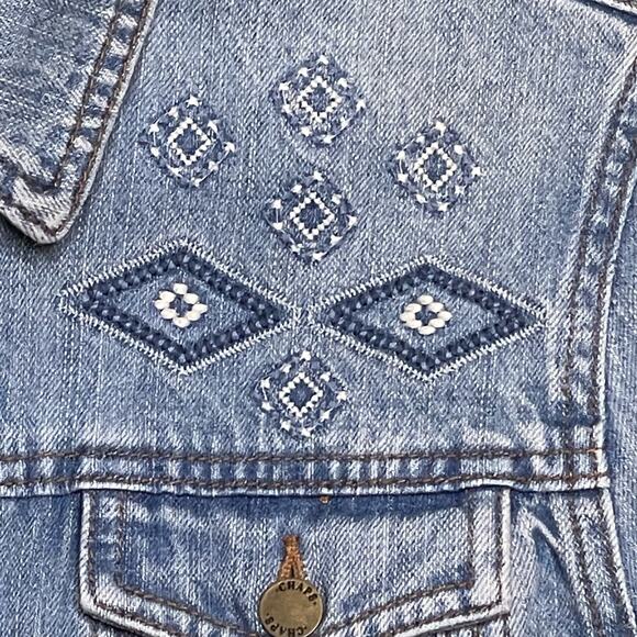 Chaps Vintage Cropped Trucker Denim‎ Jacket Embroidery Detail Collared Blue M - Picture 5 of 11